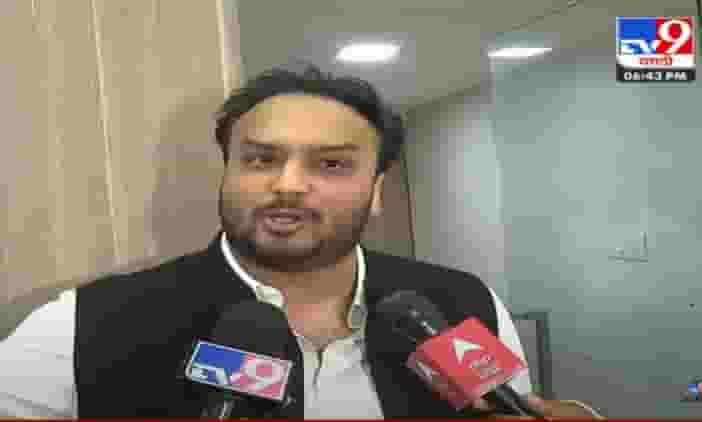 'वांद्रे सुरक्षित नाही....तोपर्यंत काही घडू शकते...,' काय म्हणाले झिशान सिद्दीकी ?