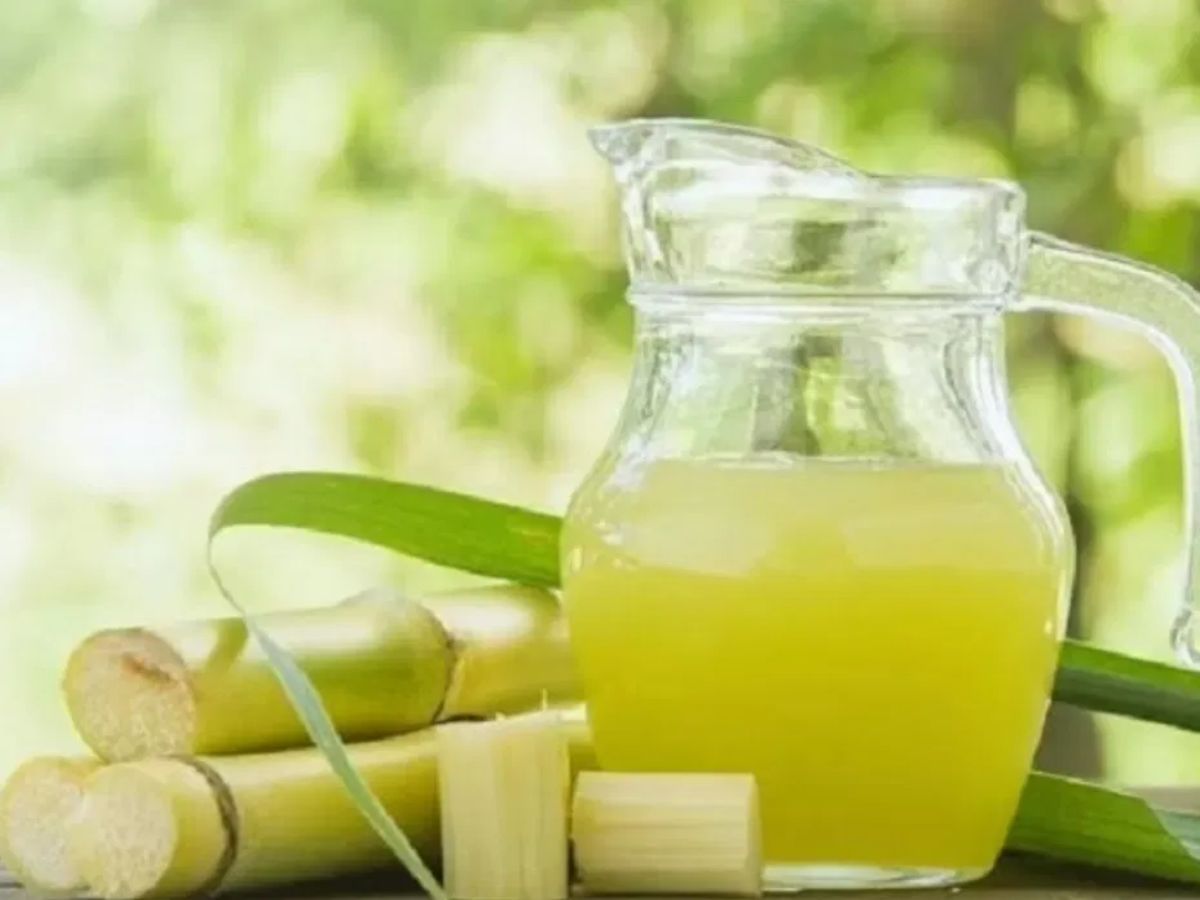 तुम्हाला पडलेल्या प्रश्नाचा शोध घ्यायाचा असेल तर आपल्याला 70 ते 80 वर्षमागे जावं लागंत. पुणे जिल्ह्यातील पुरंदर तालुक्यात बोपगाव नावाचं गाव आहे, या गावामध्ये सुरुवातीपासून उसाचं उत्पन्न मोठ्या प्रमाणात घेतलं जात होतं, मात्र सुरुवातीच्या काळात कारखाने नसल्यामुळे उसाला मागणी नव्हती. 