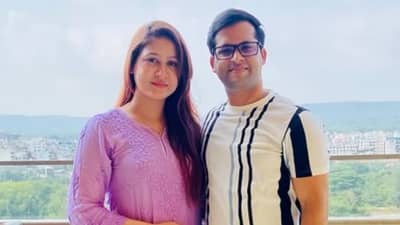 Success Story: वडील शाळेतून नाव काढणार होते...पण मुलाने इतिहास रचत UPSC मध्ये केला विक्रम