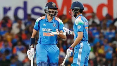 टीम इंडियाची पहिल्या वनडे सामन्यात सरशी, रोहित-जयस्वाल फेल; श्रेयस-गिल आणि अक्षर हिट!