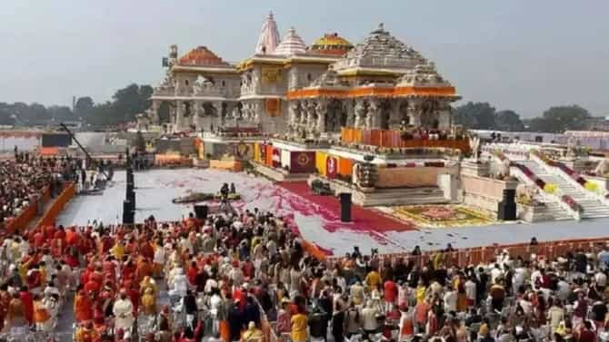 Ayodhya : अयोध्येत चेंगराचेंगरी घडवण्याचा डाव का? मुद्दामून गर्दीच्यावेळी कोणीतरी...