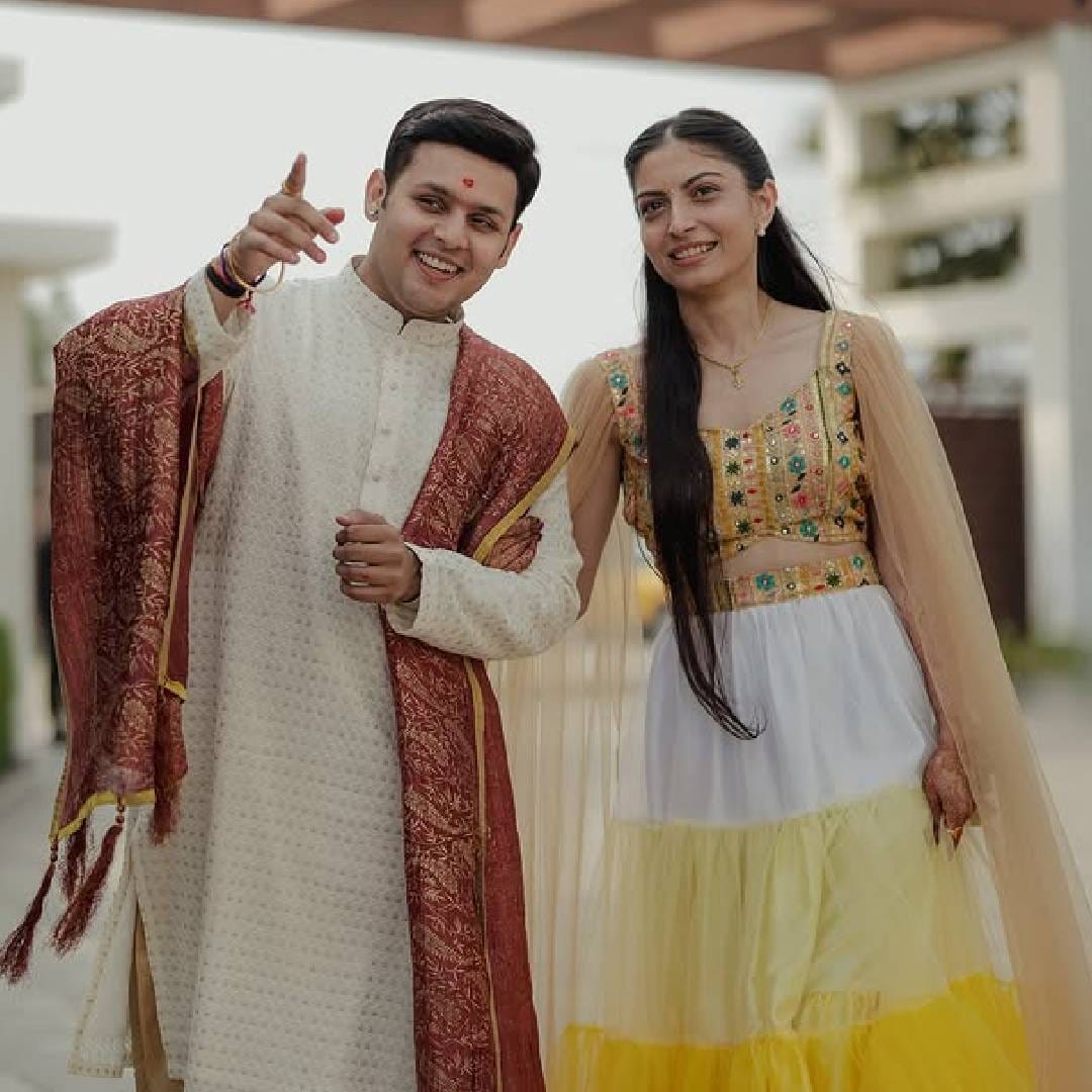 'बालवीर' या लोकप्रिय मालिकेचा चौथा सिझन गेल्या वर्षी प्रेक्षकांच्या भेटीला आला. 'बालवीर रिटर्न्स' असं या मालिकेचं नाव असून सोनी लिव्ह या ओटीटी प्लॅटफॉर्मवर तो पाहता येईल. चौथ्या सिझनमध्येही देवने मुख्य भूमिका साकारली आहे. 
