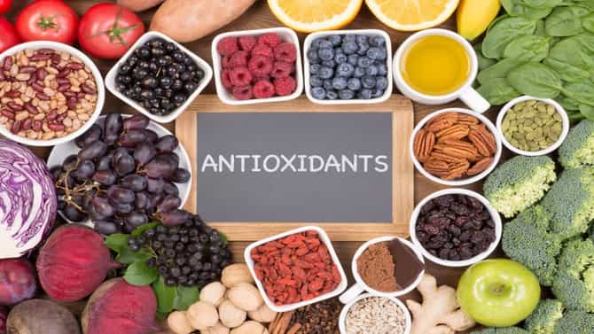 Benefits of Antioxidents: अँटिऑक्सिडेंमुळे तुमच्या आरोग्याला नेमकं काय फायदे होतात? जाणून घ्या...