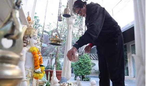 जलसा या बंगल्यानंतर अमिताभ बच्चन कुटुंबियांच्या मुंबईत अन्य चार आणखी प्रॉपर्टी आहेत