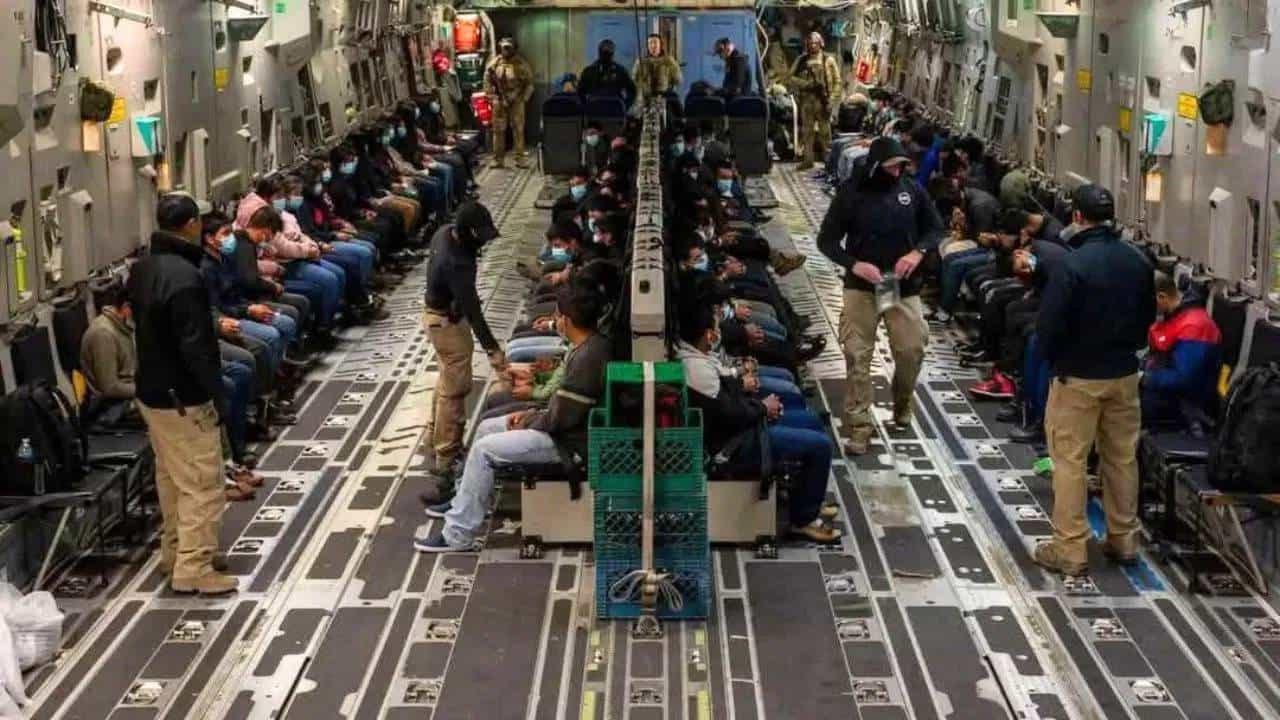 अमेरिकेतून बाहेर काढलेले लोक C-17 ने आज भारतात परतणार, त्यात महाराष्ट्रातले किती? त्यांचं पुढे काय होणार?