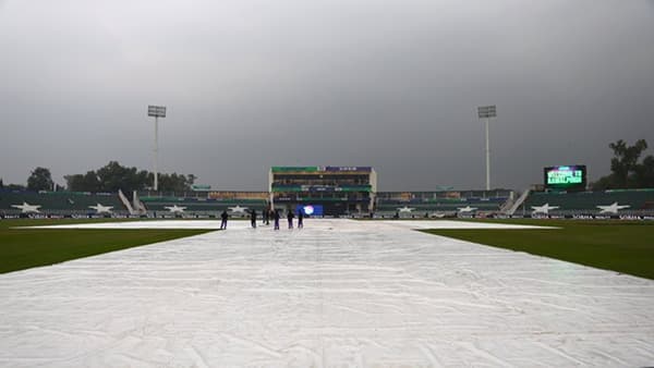 PAK vs BAN : गतविजेता ते शून्यविजेता, 2 शेजाऱ्यांचा सामना पावसामुळे रद्द, बांगलादेश-पाकिस्तानला प्रत्येकी 1-1 पॉइंट