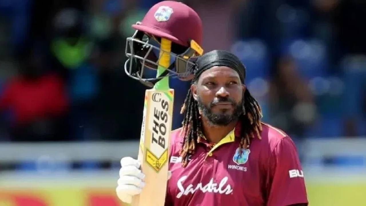 आंतरराष्ट्रीय क्रिकेटमध्ये सर्वाधिक मर्यादीत षटकांच्या आयसीसी स्पर्धा खेळण्याचा विक्रम ख्रिस गेल, महेला जयवर्धने, शाहिद आफ्रिदी आणि शाकिब अल हसनच्या नावावर आहे. हे खेळाडू प्रत्येकी 16 स्पर्धा खेळले आहेत.