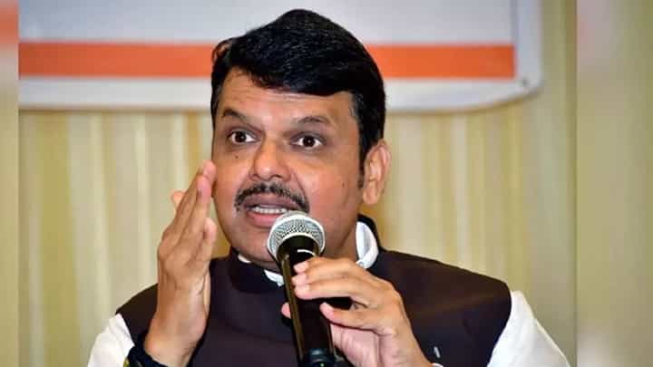 CM Devendra Fadnavis : ते राजकारण करताय, त्यांना ते करू द्या; कोरटकर प्रकरणावरून मुख्यमंत्र्यांची प्रतिक्रिया CM Devendra Fadnavis : ते राजकारण करताय, त्यांना ते करू द्या; कोरटकर प्रकरणावरून मुख्यमंत्र्यांची प्रतिक्रिया