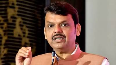 मुख्यमंत्री देवेंद्र फडणवीस आमदार सुरेश धस यांच्या पाठिशी, धनंजय मुंडे-धस भेटीबाबत म्हणाले...