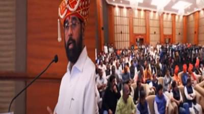 आतली बातमी, एकनाथ शिंदेंच्या सत्काराला ठाकरे गटाचा एक खासदार होता उपस्थित