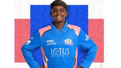 वुमन्स प्रीमियर लीग स्पर्धेत सर्वात वर्ल्डकप विजेत्या खेळाडूने केलं पदार्पण, सामना सुरु होताच नोंदवला विक्रम