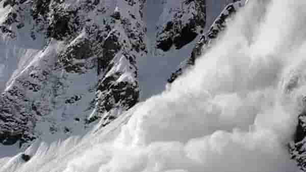 Glacier Burst: बद्रीनाथमध्ये मोठा विध्वंस, ग्लेशियर तुटल्याने 57 मजूर बर्फाखाली दबले