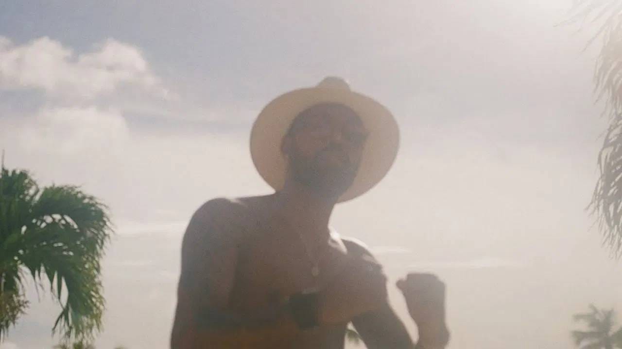 पाकिस्तानविरुद्धच्या सामन्यात त्याने अत्यंत दमदार कामगिरी केली.