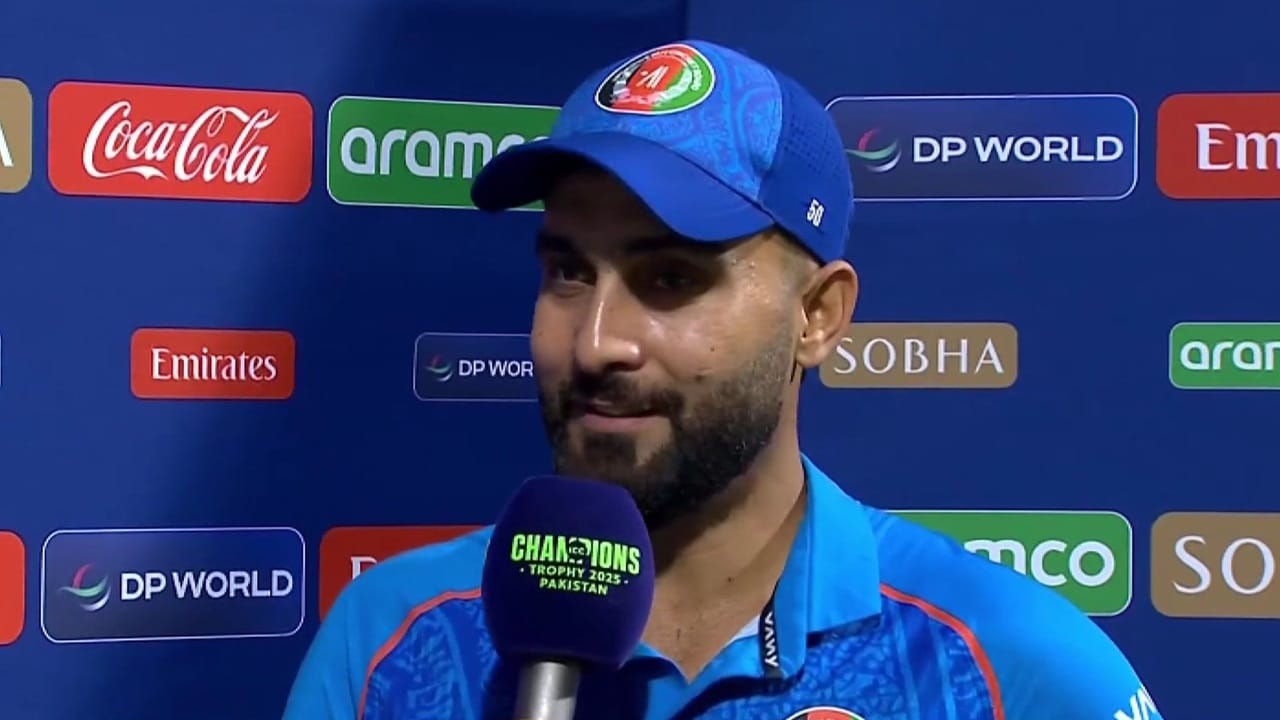 AFG vs ENG : अफगाणिस्तानने विजय मिळवल्यानंतर कॅप्टन हशमतुल्ला शाहिदीकडून विजयाचं श्रेय कुणाला? AFG vs ENG : अफगाणिस्तानने विजय मिळवल्यानंतर कॅप्टन हशमतुल्ला शाहिदीकडून विजयाचं श्रेय कुणाला?