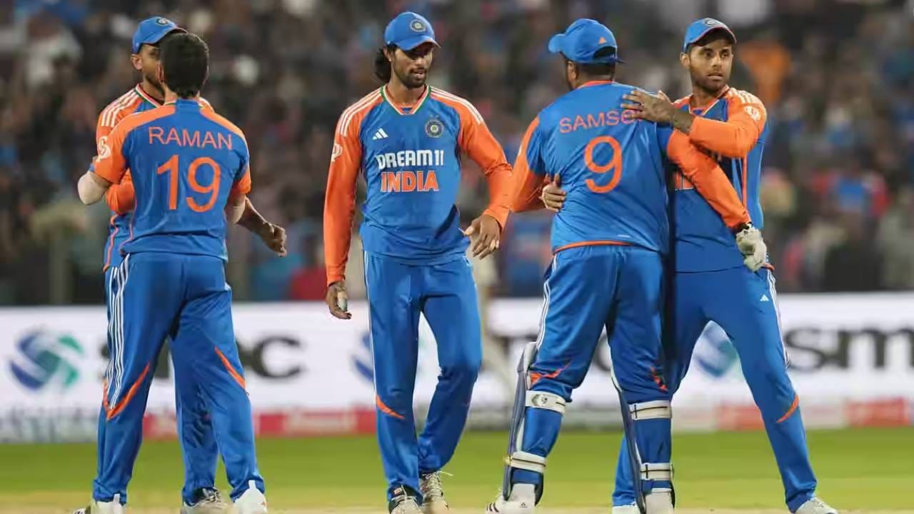 भारताने घरच्या मैदानावर 2018-19 मध्ये ऑस्ट्रेलियाविरुद्ध 2-0 ने टी20 मालिका गमावली होती. पण त्यानंतर एकही टी20 मालिका गमावलेली नाही. 2019 पासून मालिका विजयाची चव चाखत आहे. टीम इंडियाने 2019 पासून आतापर्यंत सलग 17 टी20 मालिका जिंकल्या आहेत. 