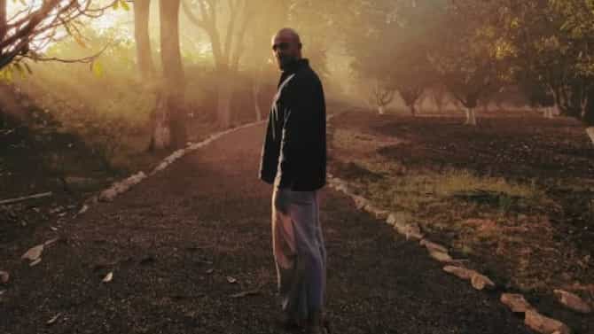 कुत्र्याची सवय नडली... लग्नाच्या तीन वर्षात प्रसिद्ध अभिनेत्याचा घटस्फोट; इन्साईड स्टोरी काय?