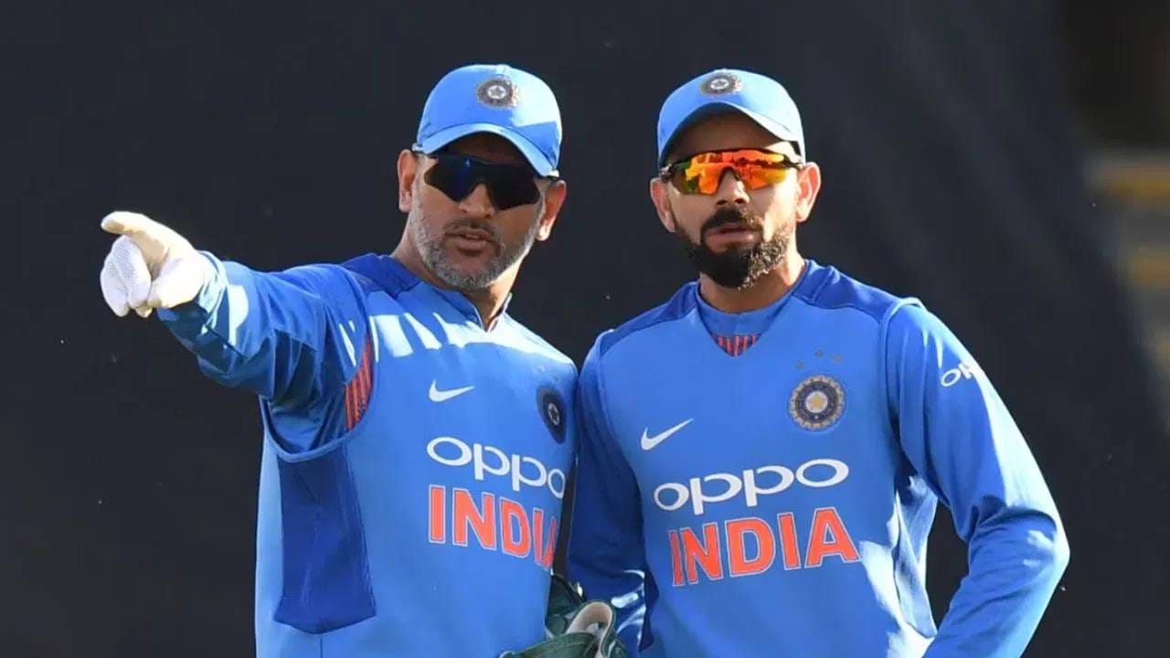 एमएस धोनीच्या नेतृत्वात टीम इंडियाने 30 वनडे सामने जिंकले आहेत. तर विराट कोहलीच्या नेतृत्वात टीम इंडियाने 49 पैकी 38 सामन्यात विजय मिळवला आहे. 