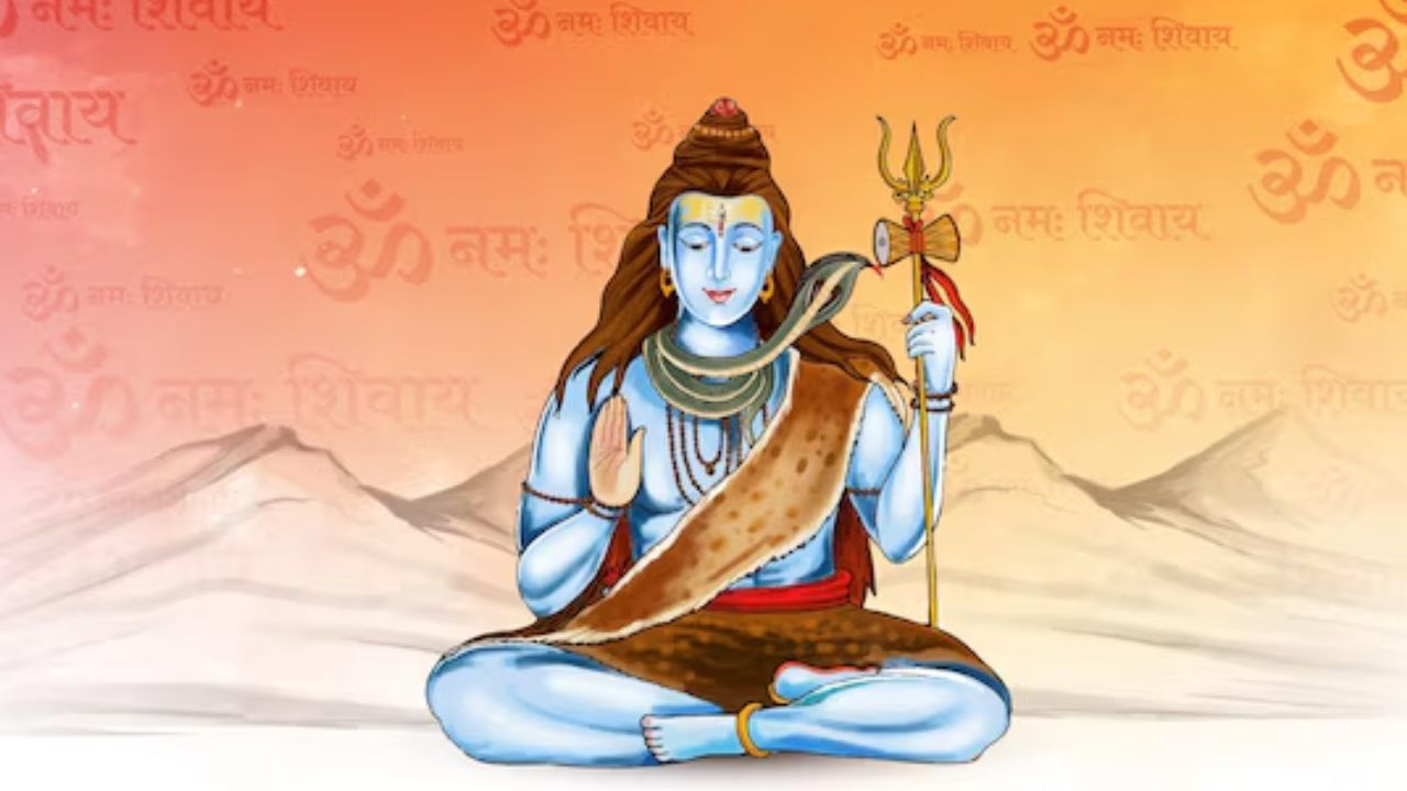 महाशिवरात्री वर्षातून एकदा फाल्गुन महिन्याच्या कृष्ण पक्षातील चतुर्दशीला साजरी केली जाते.