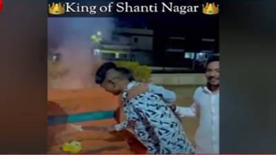 चॉपरने केक कापणं बर्थडे बॉयच्या अंगाशी, व्हिडीओ होतोय तुफान व्हायरल