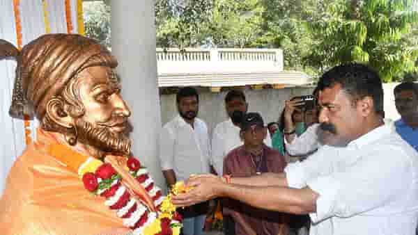 जय शिवाजी,जय भवानीच्या जयघोषात राज्यभरात शिवजयंती मोठ्या उत्साहाने साजरी