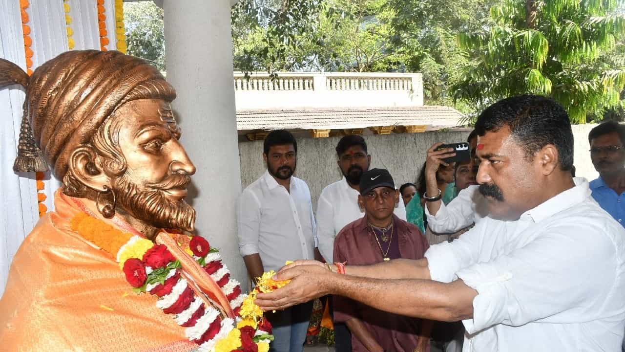 जय शिवाजी,जय भवानीच्या जयघोषात राज्यभरात शिवजयंती मोठ्या उत्साहाने साजरी