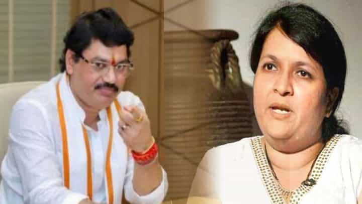 Dhananjay Munde Video : 'अर्धवट ज्ञान अन् खोटं...' दमानियांच्या आरोपांवर धनंजय मुंडेंकडून खंडन अन् सडकून टीका Dhananjay Munde Video : 'अर्धवट ज्ञान अन् खोटं...' दमानियांच्या आरोपांवर धनंजय मुंडेंकडून खंडन अन् सडकून टीका