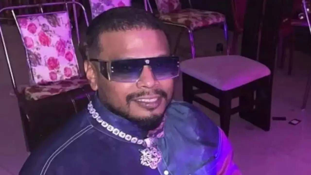 32 वर्षीय रॅपरने संपवलं आयुष्य; पत्नीच्या जाचाला कंटाळून टोकाचं पाऊल उचलल्याचा आरोप