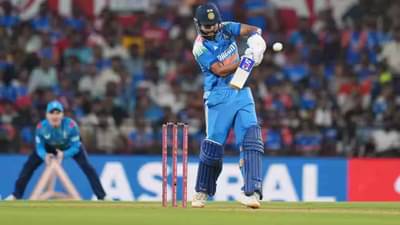 कर्णधार रोहित शर्मा Out Of Form ! इंग्लंडविरुद्धच्या पहिल्या वनडेत झालं असं की...