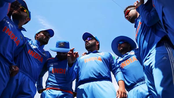 न्यूझीलंडविरुद्धच्या सामन्यापूर्वी टीम इंडियाचं टेन्शन वाढलं, सामन्याच्या दोन दिवसाआधी घडलं असं काही..