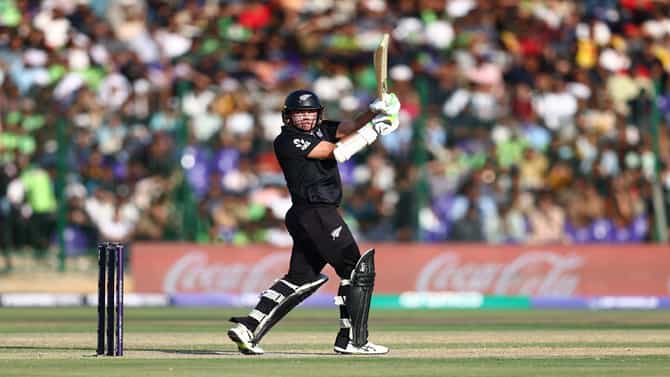 PAK vs NZ : विल यंगनंतर टॉम लॅथमचा शतकी झंझावात, स्टीफन फ्लेमिंगच्या विक्रमाची बरोबरी