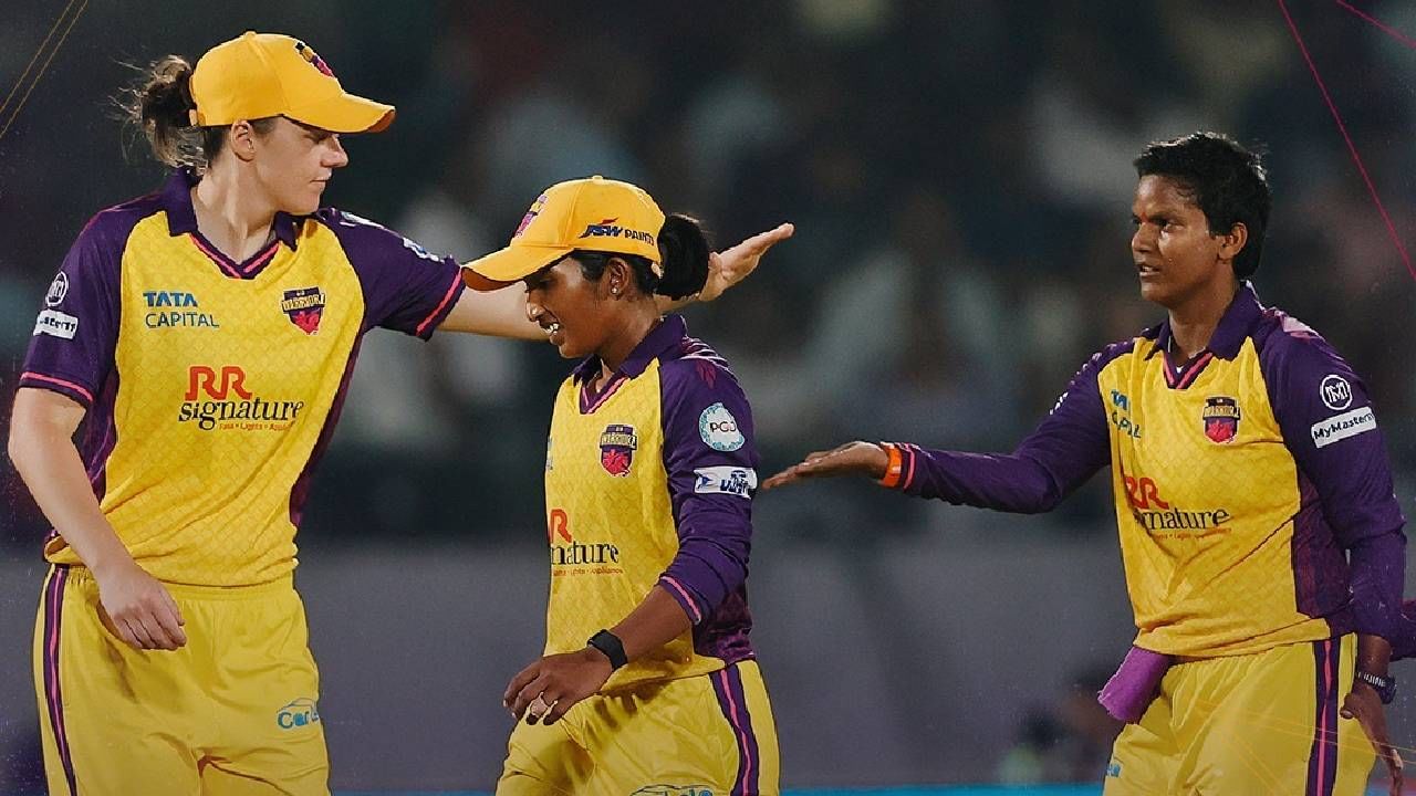 WPL 2025 : दिल्ली कॅपिटल्सकडून हातातला सामना गमावल्यानंतर कर्णधार दीप्ती शर्मा वैतागली, म्हणाली..
