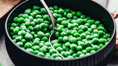 मटार आता 1 किंवा 2 दिवस नाही तर वर्षभर राहतील फ्रेश; वापरा ही सोपी पद्धत