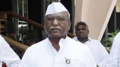 ते संविधान परत छापा... बघू कोण विरोध करतं; राज्यपाल हरिभाऊ बागडे आक्रमक