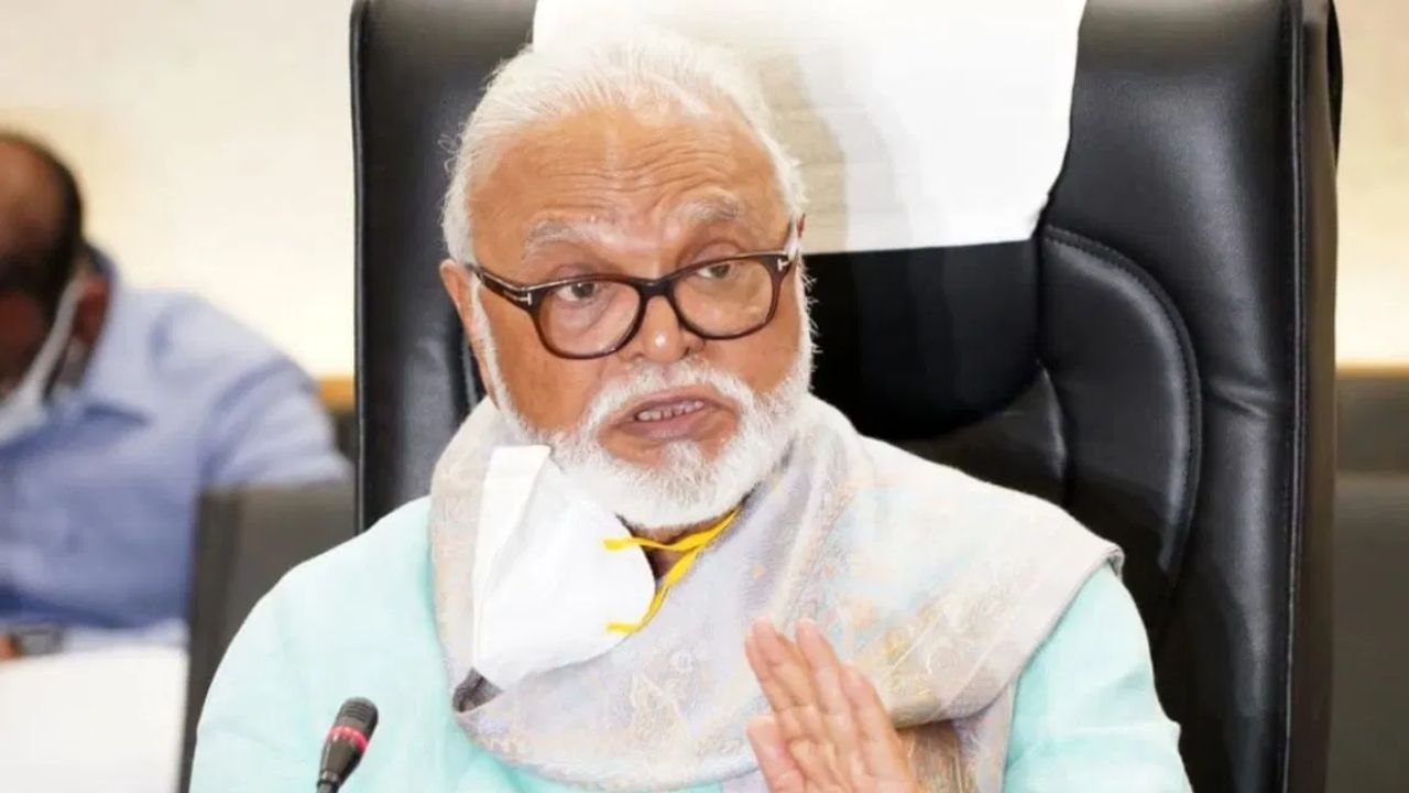 'आमचे चिरंजीव पंकज कुठे गेले काय गेले....' भुजबळांचा तानाजी सावंतांना खोचक टोला 'आमचे चिरंजीव पंकज कुठे गेले काय गेले....' भुजबळांचा तानाजी सावंतांना खोचक टोला