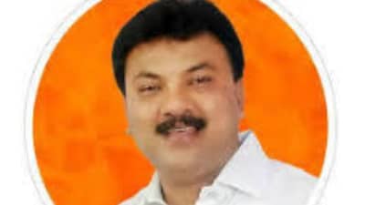 मोठी बातमी! खासदार श्रीकांत शिंदे यांच्या पाहणी दौऱ्यात अपघात, आमदार गंभीर जखमी