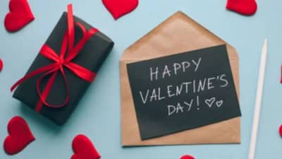 Valentine Week च्या 7 दिवसात प्रेयसीसाठी काय काय करावं? जाणून घ्या