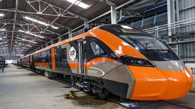 भारतातील पहिली शाही ट्रेन, एका गावातील सर्वच जण बसू शकतात, वंदे भारत पेक्षाही खास असणार