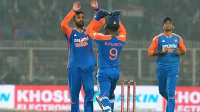 वरुण चक्रवर्तीची वनडे संघात एन्ट्री! चॅम्पियन्स ट्रॉफीपूर्वी टीम इंडियात नेमकं काय घडतंय?