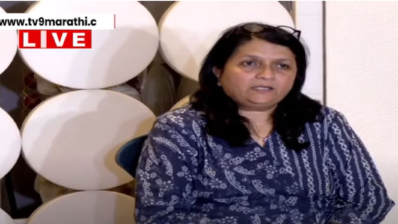 Anjali Damania Video : '...तरच संतोष देशमुखांना न्याय मिळेल', दमानियांनी पुन्हा मागितला धनंजय मुंडेंचा राजीनामा