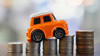 कार लोन घेण्यापूर्वी 20/4/10 फॉर्म्युला वापरा, नुकसान टळेल