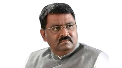 संतोष देशमुख यांच्या मारेकऱ्यांना मोठ्या मनाने माफ करणार आहात का?; सूर्यवंशी यांच्या भावाचा धस यांना सवाल