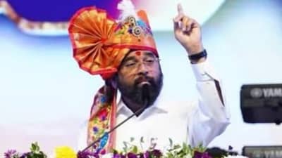 बेघर मुंबईकरांसाठी एकनाथ शिंदेंची मोठी घोषणा, मिळणार हक्काचं घर!