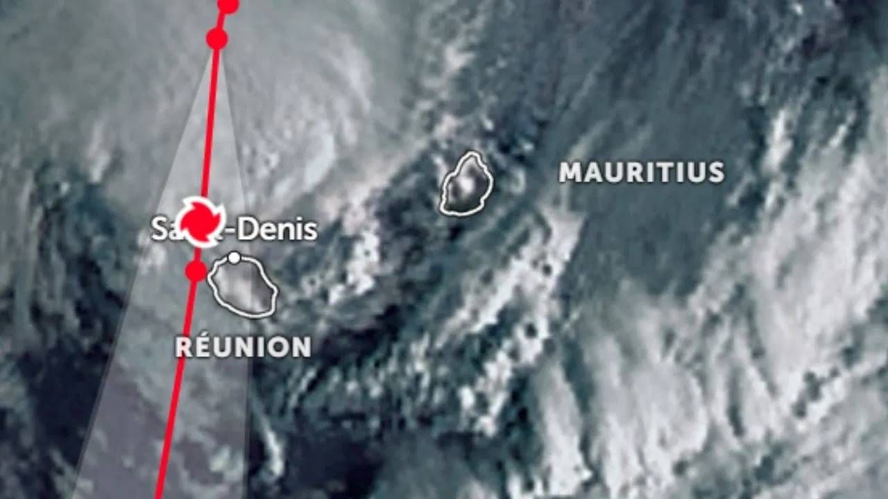 भारताचा जवळचा मित्र संकटात, निम्मी लोकसंख्या हिंदू असलेल्या या देशात एअरपोर्ट बंद, लॉकडाऊनसारखी स्थिती