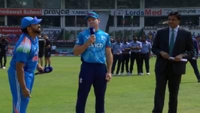IND vs ENG : रोहित शर्माच्या विरोधात नाणेफेकीचा कौल, इंग्लंडची बॅटिंग, विराट आऊट, दोघांचं पदार्पण