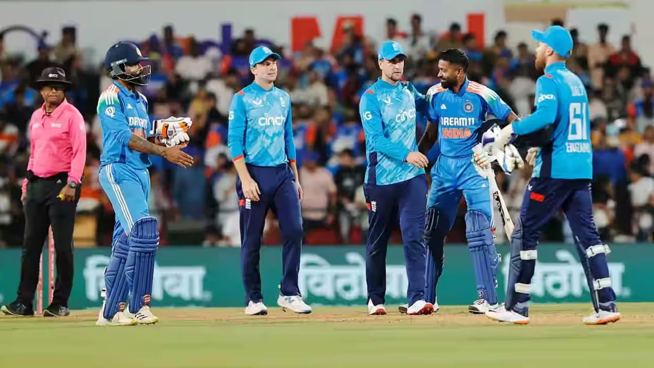 IND vs ENG : दुसरा एकदिवसीय सामना कटकमध्ये, मॅचच्या वेळेत बदल? IND vs ENG : दुसरा एकदिवसीय सामना कटकमध्ये, मॅचच्या वेळेत बदल?