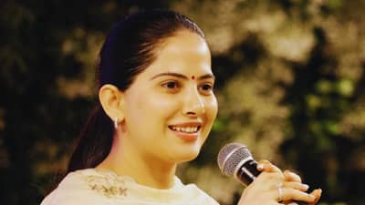 गंगेत डुबकी मारल्याने पापं धुता येतात का? महाकुंभ स्नानावर काय म्हणाल्या जया किशोरी