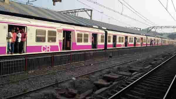 Mumbai Local Mega Block : मध्य रेल्वेच्या मुख्य मार्गावर आज मेगाब्लॉक, मुंबईकरांचे…वेळापत्रक कोलमडणार