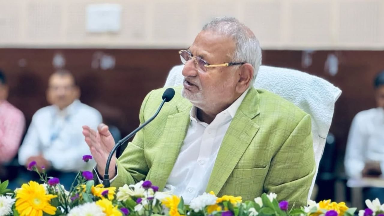 Manikrao kokate Video : माणिकराव कोकाटेंना कोर्टानं शिक्षा सुनावल्यानंतरही अद्याप कारवाई का नाही? मोठी माहिती समोर