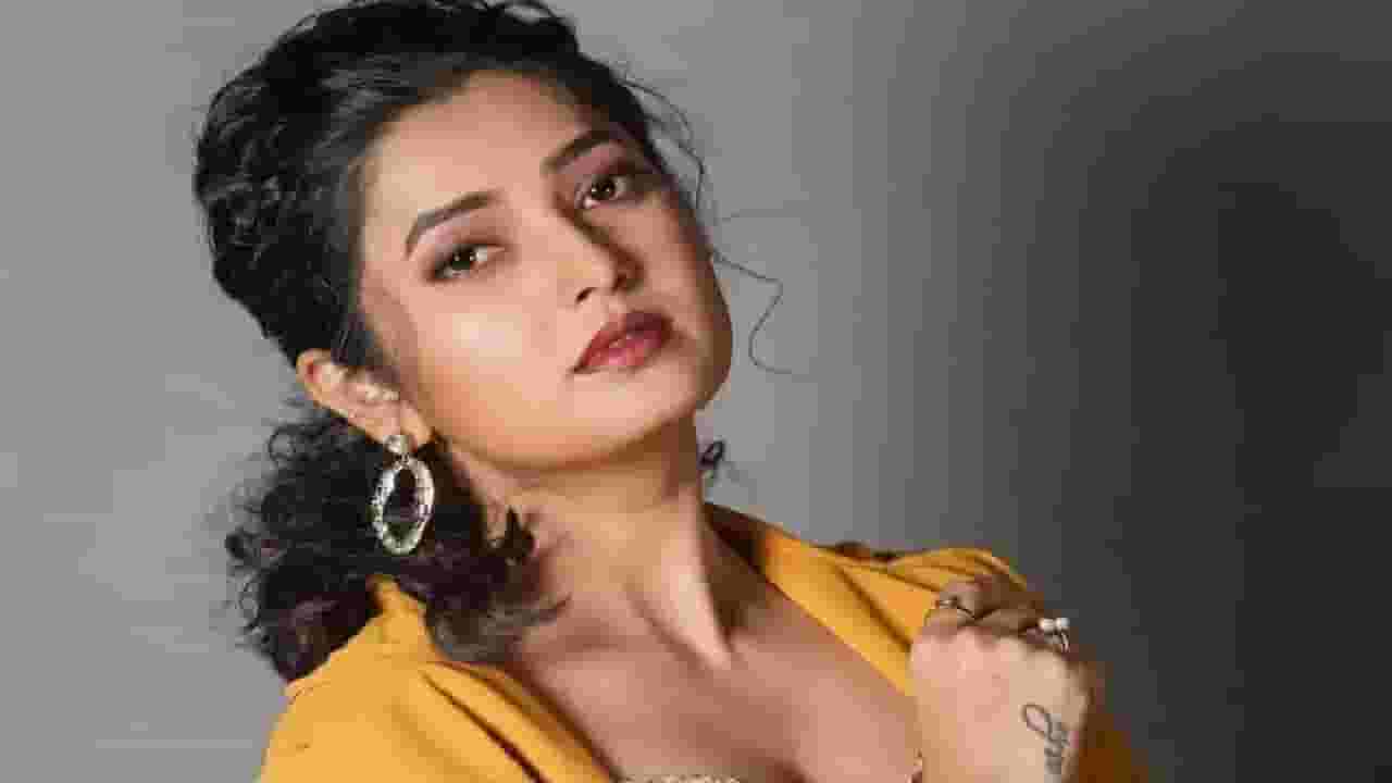 Prajakta Mali Video : त्र्यंबकेश्वर विश्वस्तांकडून आयोजित प्राजक्ता माळीच्या 'शिवस्तुती' नृत्याविष्काराला विरोध, थेट पोलिसात पत्र