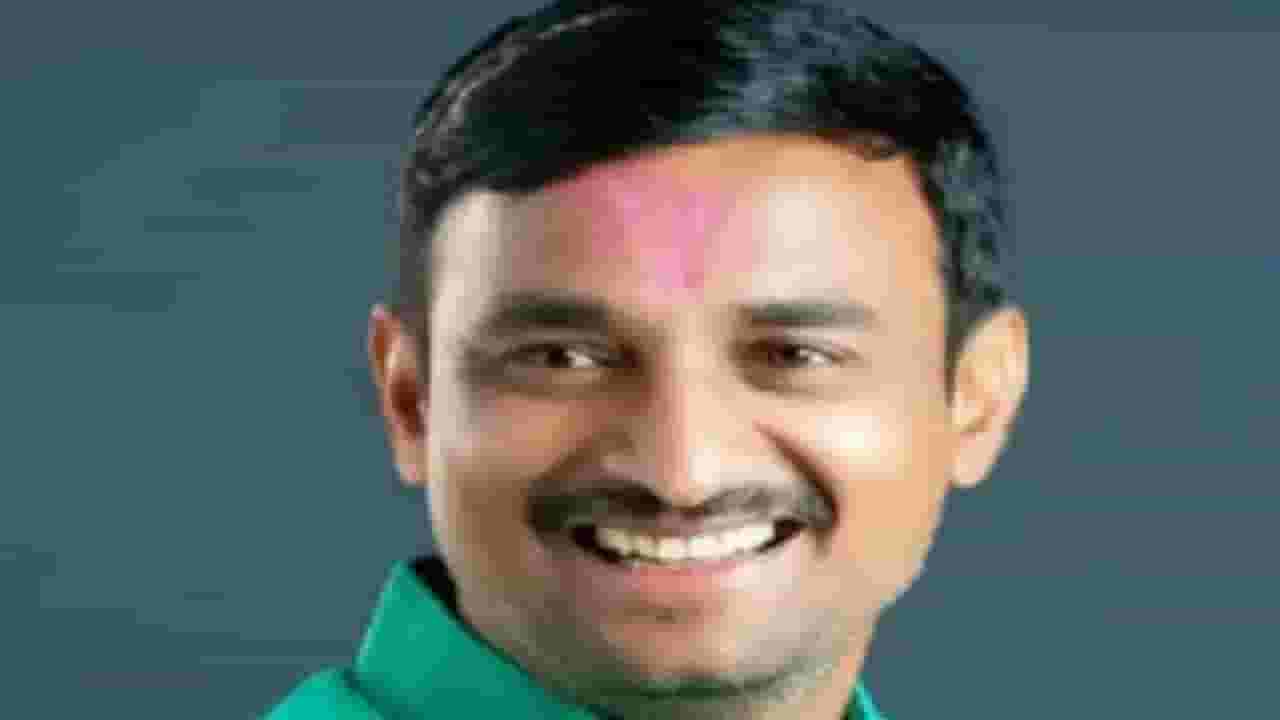 Santosh Deshmukh Case : संतोष देशमुख हत्या प्रकरण, 3 तासांच्या अमानुष मारहाणीचे 15 व्हिडिओ, 8 फोटो